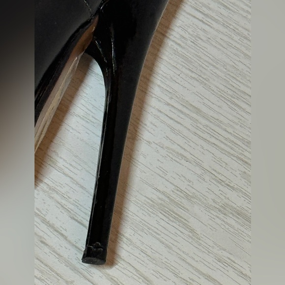 RARE Northbound Leather 6” Patent Leather Stiletto Heels 38.5 - Picture 7 of 11